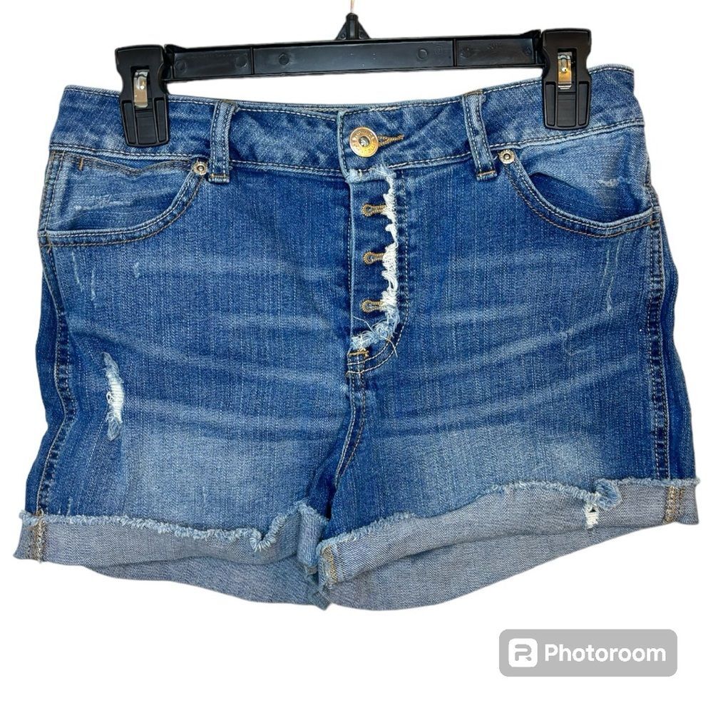 Maurices High Rise Distressed Denim Button Front Shorts Size 5/6